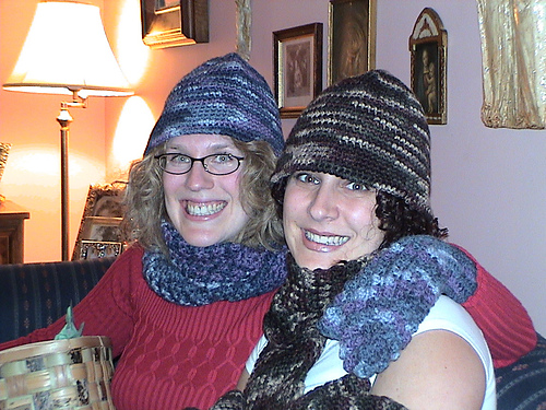 Cloche Hat and Mittens (Hat) photo 2