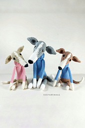 All photos show crochet dogs made from this pattern.