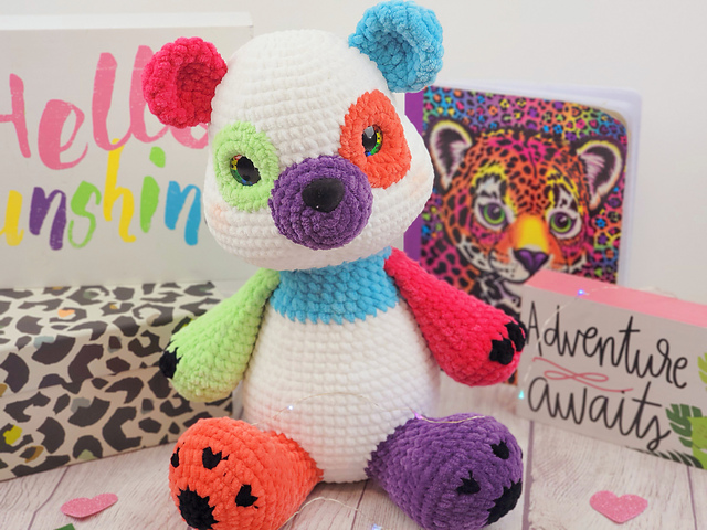 Ravelry: panda bear pattern by Carolyne Brodie