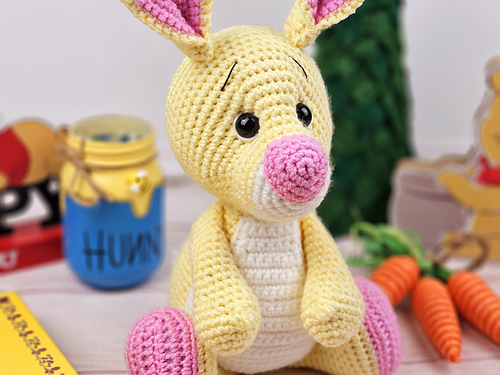 Ravelry: rabbit pattern by Carolyne Brodie