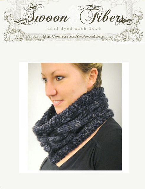 Sculpted Cowl -using 2 strands of worsted