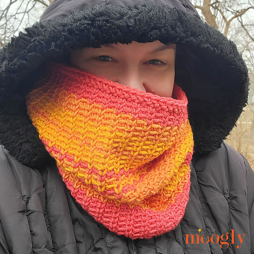 Mimosa Cowl photo 5