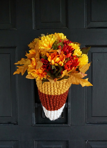 Candy Corn Door Basket photo 3