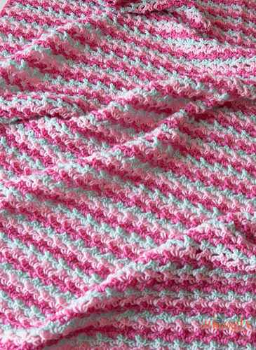 Loopy Love Blanket photo 2