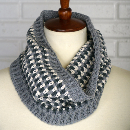 Autumn Amore Cowl photo 1