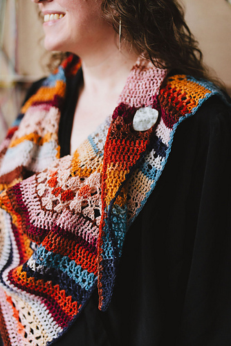 Sideways Sampler Shawl photo 3