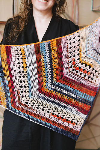 Sideways Sampler Shawl photo 5