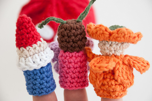 Magical Toadstool Finger Puppets Set photo 3