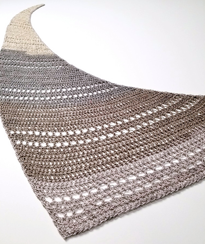 Pixie Shawlette photo 3