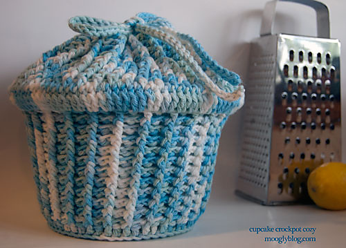 Cupcake Crockpot Cozy photo 1
