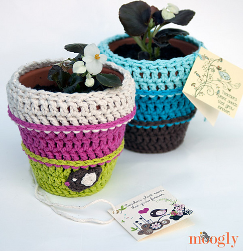 Planting Seeds Flower Pot Cozy photo 1
