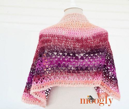 Amelia Shawl photo 3