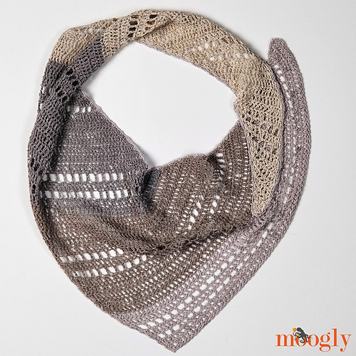 Pixie Shawlette photo 1
