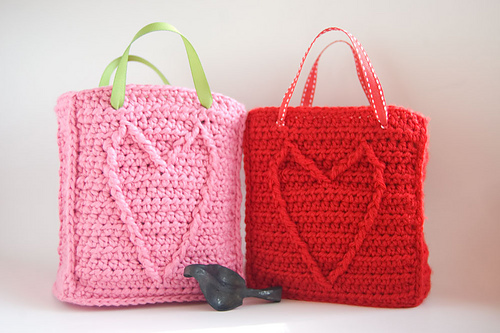 Cable Heart Gift Bag photo 1