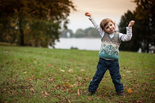Snow Flurry Childrens Vest photo 6