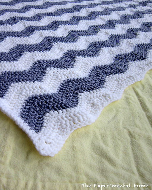 Ravelry Chevron Crochet Baby Blanket pattern by Laura Kovacs