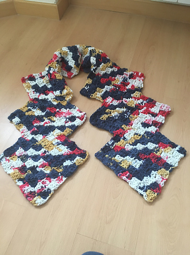 Mittered corner to corner scarf-shawl photo 2