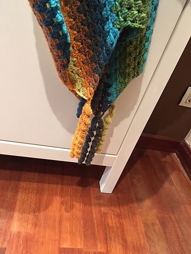triangular rectangular granny shawl photo 11