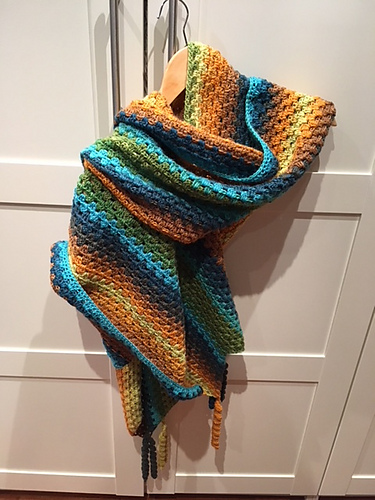 triangular rectangular granny shawl photo 5