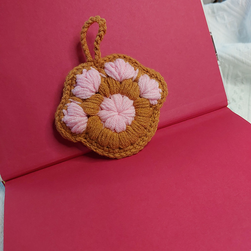 Cute and Easy Paw bag charm photo 6