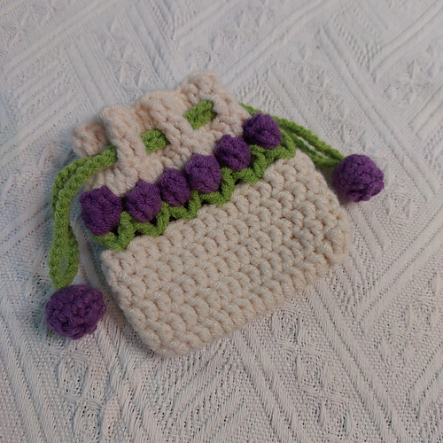 Tulip Pouch Bag photo 8