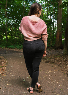 33.5" sweater on 33" bust (.5" positive ease)