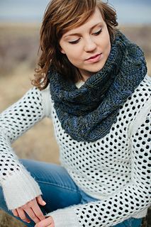 Ravelry: Juniper and Sage Cowl pattern by The Firefly Hook