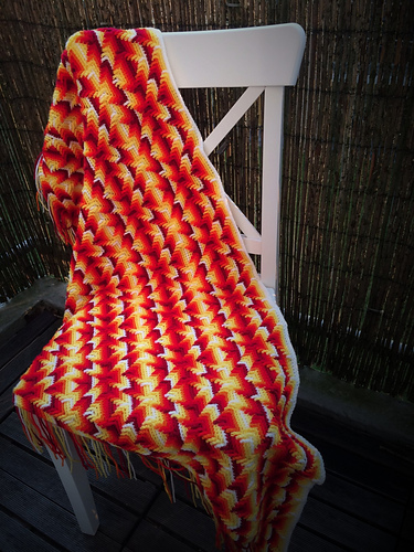 Border for Nomad by Fate Triangle Wrap photo 7