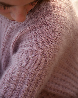 CERATA sweater light - shoulder details