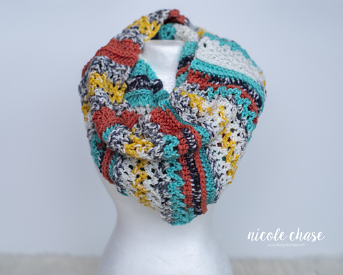 New Beginnings Cowl photo 5