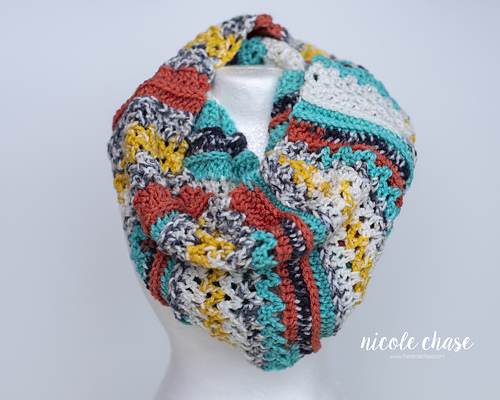 New Beginnings Cowl photo 1