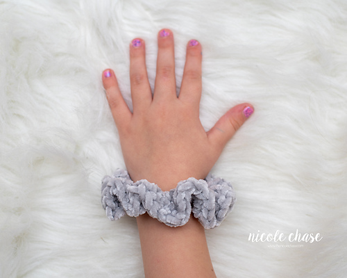 Simple Velvet Scrunchie photo 1
