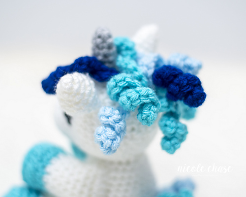 Mini Poppy the Unicorn photo 4