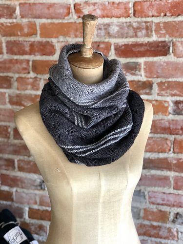 Twirligig - Plucky Knitter Design