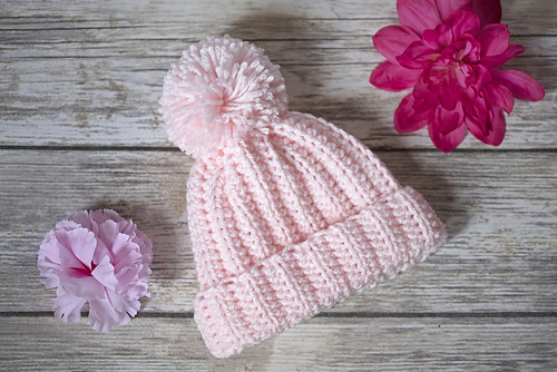 Ravelry: Easy Breezy Ribbed Beanie pattern by The Turtle Trunk