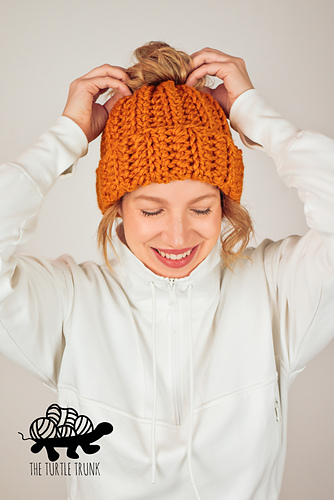 Ravelry: Easy Breezy Super Chunky Bun Beanie pattern by The Turtle Trunk