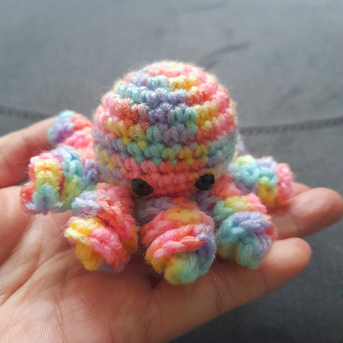 Mini Amigurumi Octopus photo 2