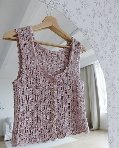 Scarlet Top
