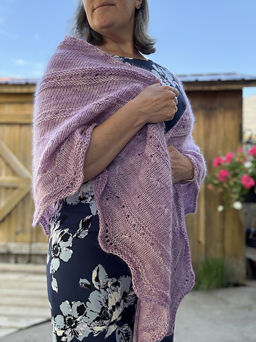 Bouclettes Shawl