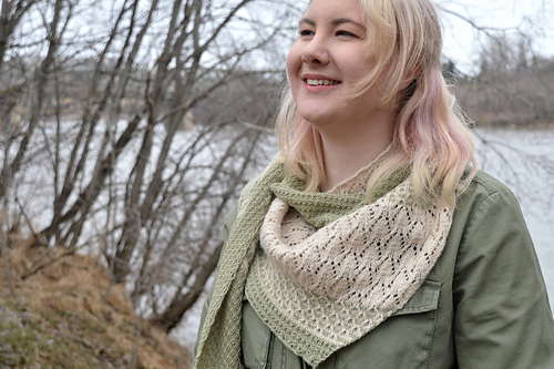 Ravelry: Zostera pattern by Kelly G.