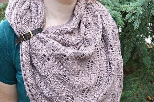 Ravelry: Avril pattern by Kelly G.