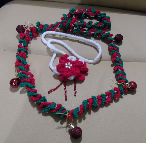 Loop Flower Choker photo 2