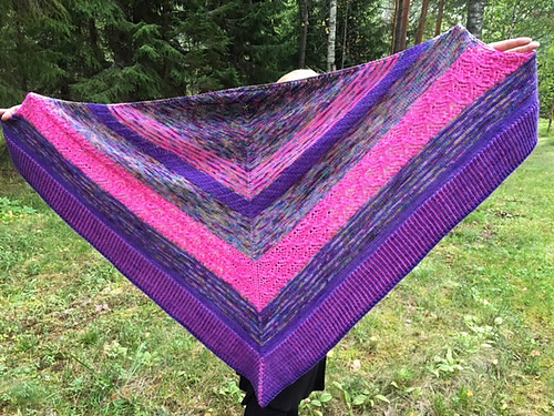 Ravelry: May Queen pattern by Tuula Toivanen