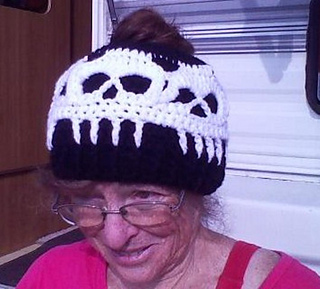 Ravelry: Mega Skull Messy Bun, Ponytail 