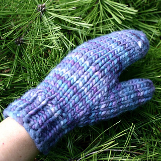 Ravelry: twostrands' Mittens in a Blink