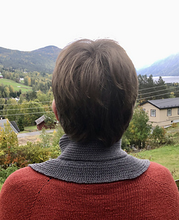 so liegt er hinten auf