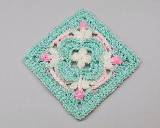 366 days of granny squares / Day 176