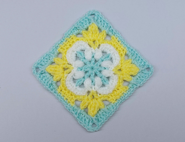 366 days of granny squares / Day 207