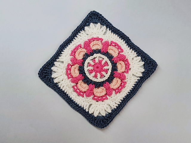 366 days of granny squares / Day 24