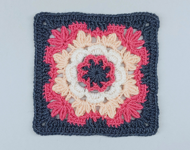 366 days of granny squares / Day 44
